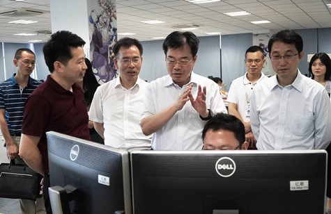 江蘇省委網(wǎng)信辦、省委宣傳部領(lǐng)導(dǎo)赴蘇化科技園調(diào)研重點(diǎn)企業(yè)