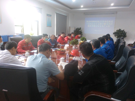 國(guó)務(wù)院安委辦危險(xiǎn)化學(xué)品重點(diǎn)縣專家組到寧夏華御檢查指導(dǎo)安全生產(chǎn)工作