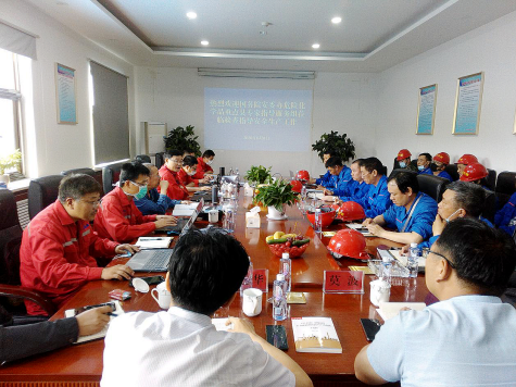 國(guó)務(wù)院安委辦危險(xiǎn)化學(xué)品重點(diǎn)縣專家組到寧夏華御檢查指導(dǎo)安全生產(chǎn)工作