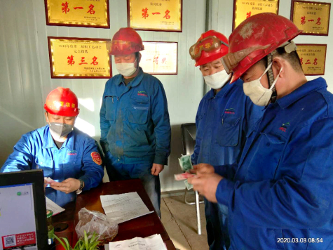 暖心戰(zhàn)“疫” 寧夏華御黨員群眾踴躍捐款