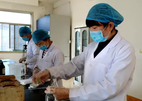 戰(zhàn)疫情——方舟制藥緊急轉產(chǎn)，首批產(chǎn)品捐一線