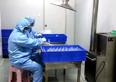 戰(zhàn)疫情——方舟制藥緊急轉產(chǎn)，首批產(chǎn)品捐一線