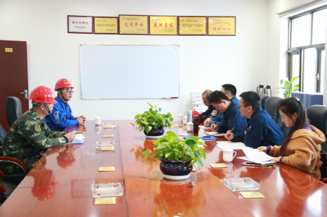 中衛(wèi)市化學(xué)品安全協(xié)會(huì)對(duì)寧夏華御應(yīng)急能力建設(shè)情況進(jìn)行評(píng)估