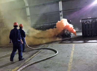 夜間演練、苦練內(nèi)功