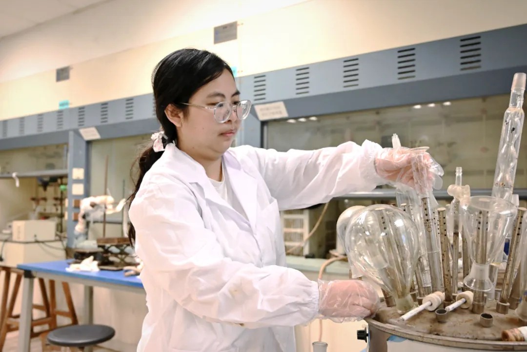 1733191633172484.jpg 640.jpg