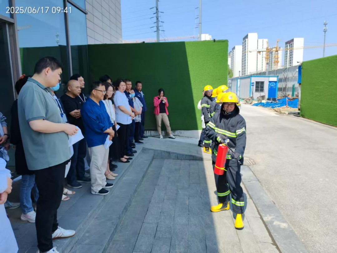 1751441730116927.png 640.png